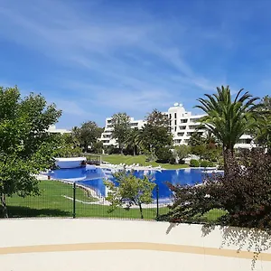 https://vila-marachique-lt-6-108.hotelaalgarve.com