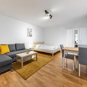 Calm & Easy By Jr Viena